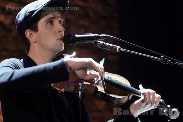 OWEN PALLETT - 2011-02-22 - PARIS - Cafe de la Danse - 